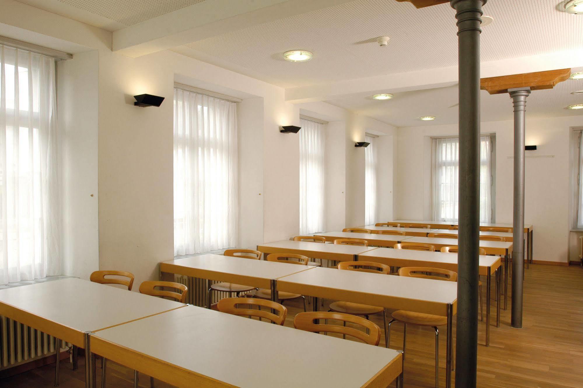 リヒタースヴィル ユース ホステル Richterswil エクステリア 写真